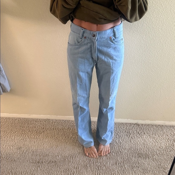 Vintage Levis' for Gals Collection, introduced in  1960s through the 70s jeans - Picture 16 of 17